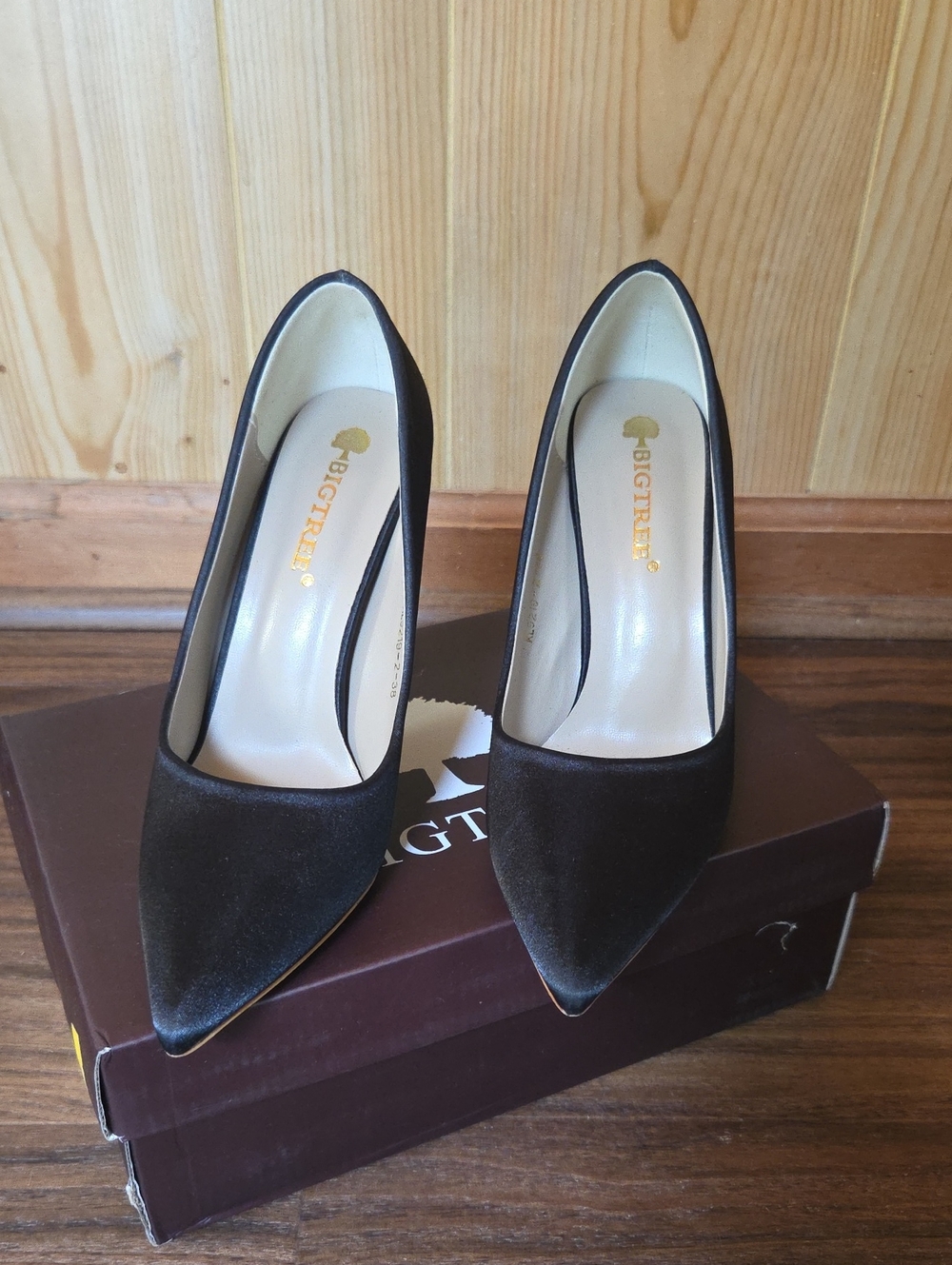 Black Pointed-Toe Stiletto Heels